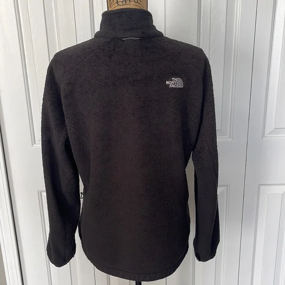 The North Face Black Fuzzy Jacket - Picture 6 of 6